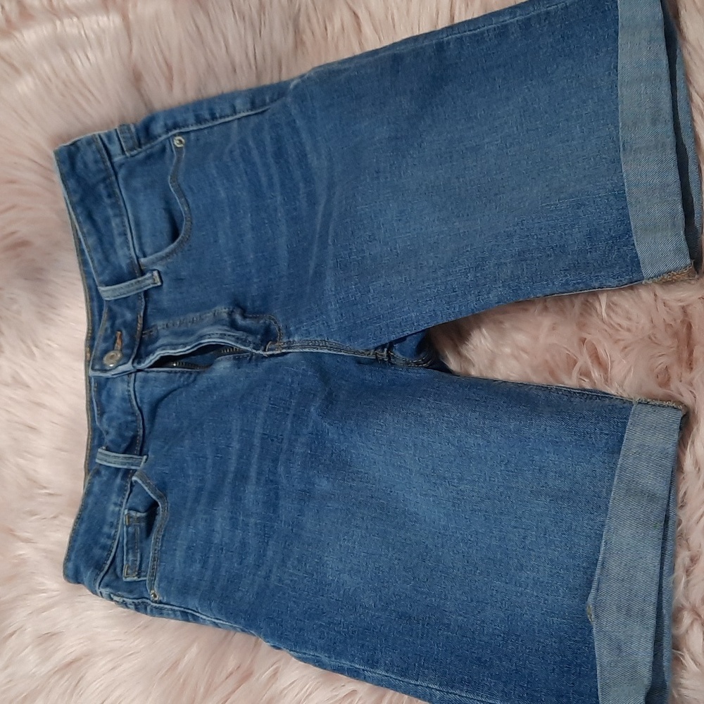 Old navy high waisted bermuda shorts size 4